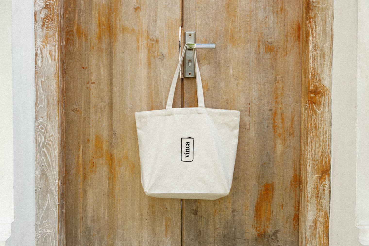 Vinca Premium Tote Bag
